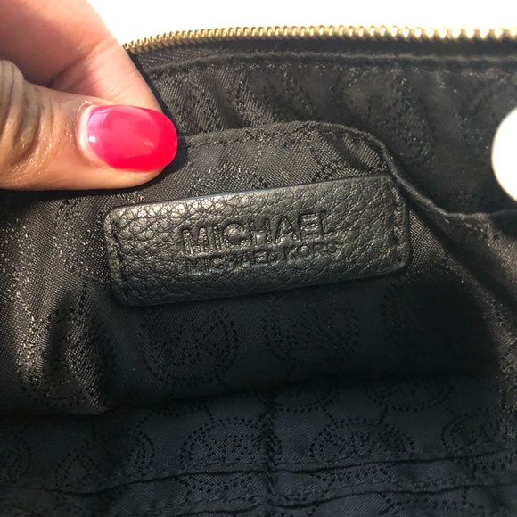 Michaels Kors authentic camo clutch - Picture 2 of 5